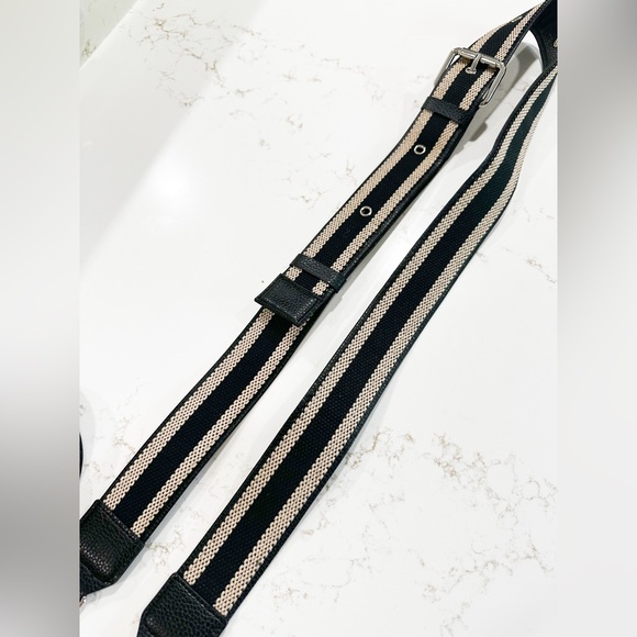 The “ Look At Me” bundle. - Picture 5 of 7